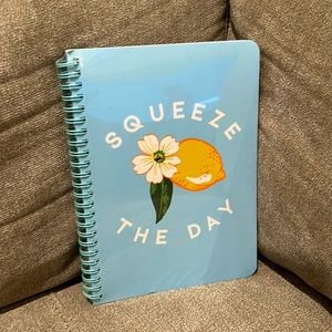 Vera Bradley Mini Notebook “Lemon Grove” NWT